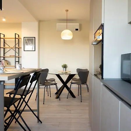 Cinecitta Dreams Apartment Rom